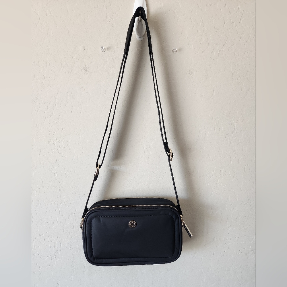 Lululemon camera bag